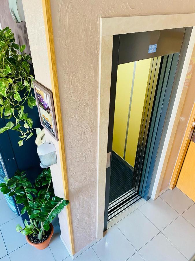 Hostal L'Anfora Denia Ngoại thất bức ảnh