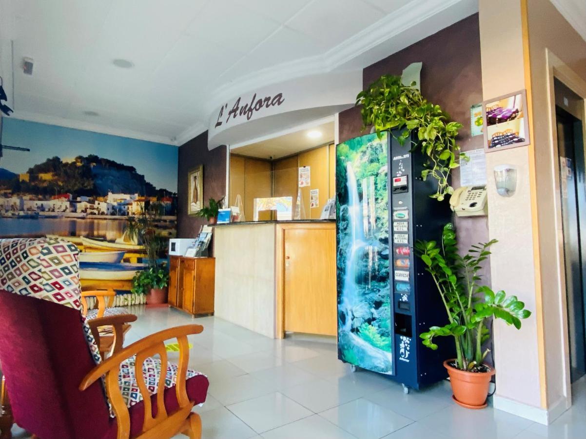 Hostal L'Anfora Denia Ngoại thất bức ảnh