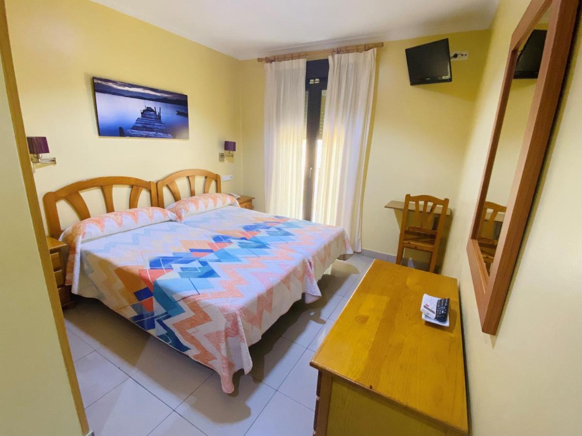 Hostal L'Anfora Denia Ngoại thất bức ảnh
