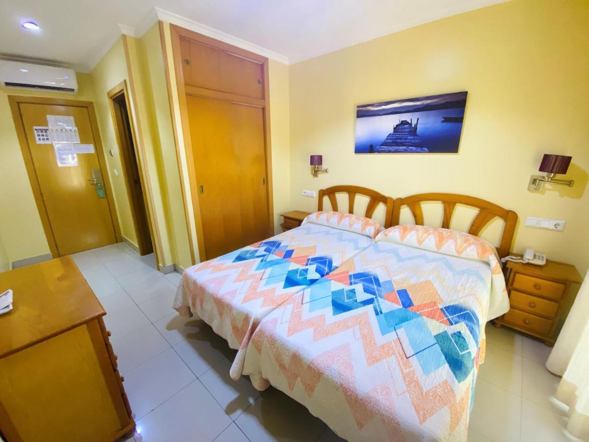 Hostal L'Anfora Denia Ngoại thất bức ảnh