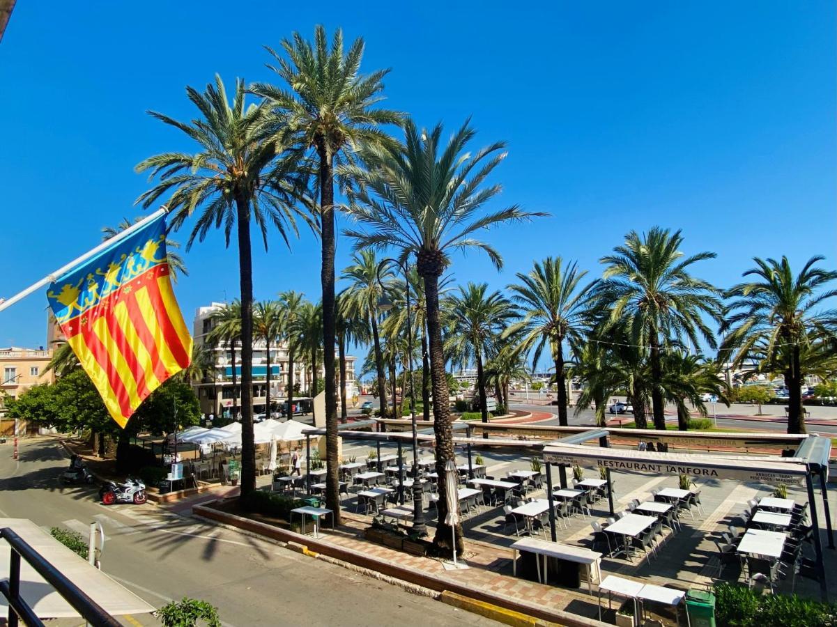 Hostal L'Anfora Denia Ngoại thất bức ảnh