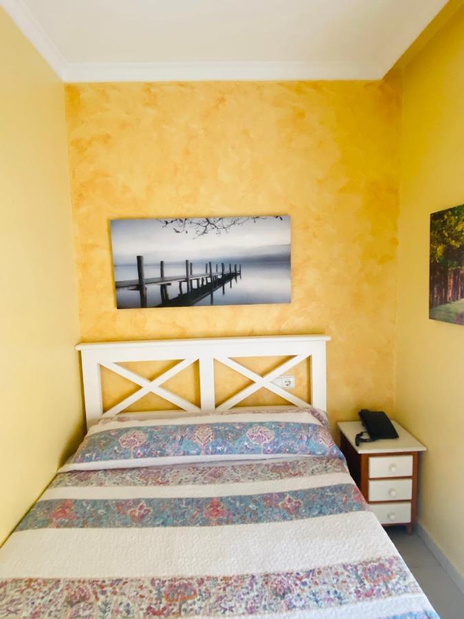 Hostal L'Anfora Denia Ngoại thất bức ảnh